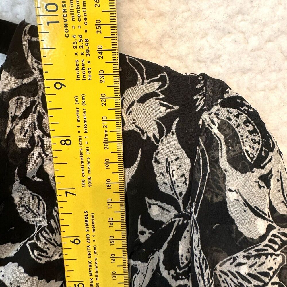 NWOT Floral Midi Dress - Picture 11 of 12